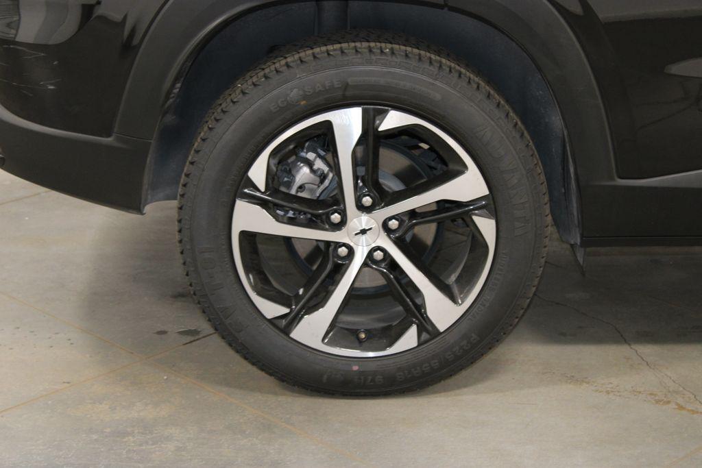 used 2024 Chevrolet Trax car, priced at $20,258