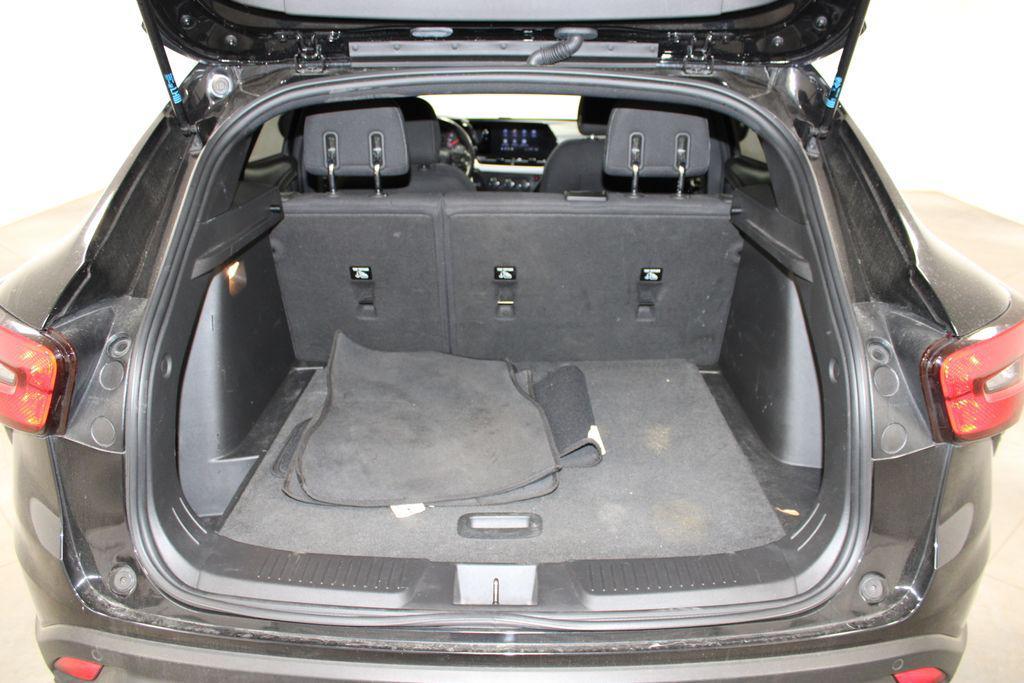 used 2024 Chevrolet Trax car, priced at $20,258