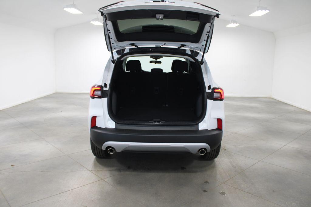 new 2026 Ford Escape car, priced at $26,074