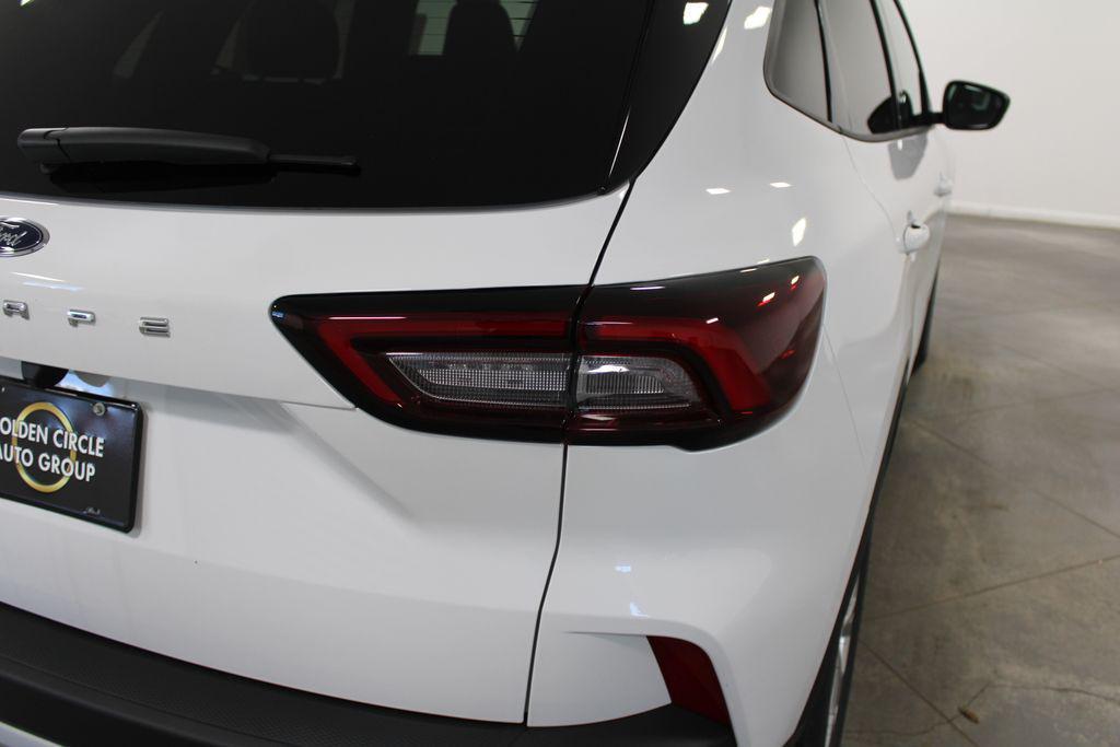 new 2026 Ford Escape car, priced at $26,074