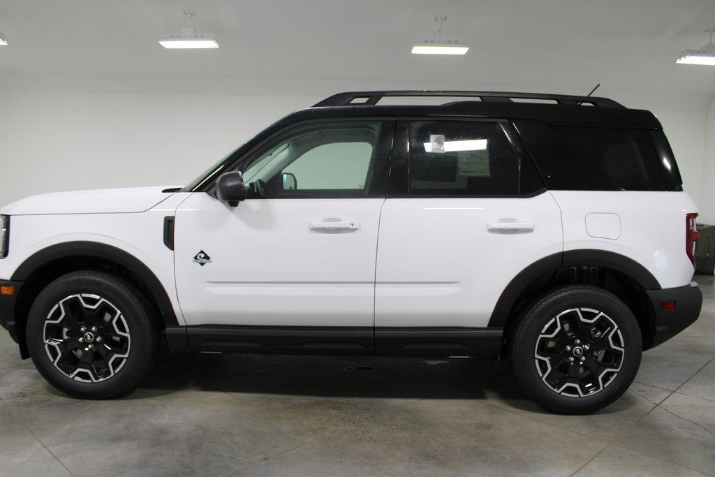 new 2025 Ford Bronco Sport car, priced at $33,657