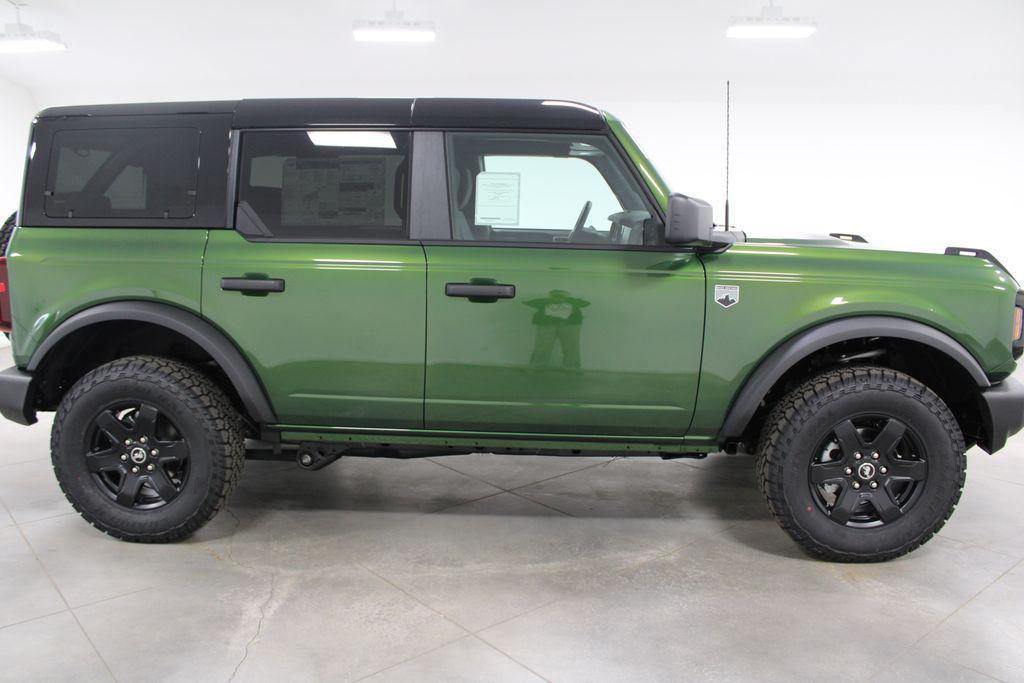new 2025 Ford Bronco car, priced at $44,058