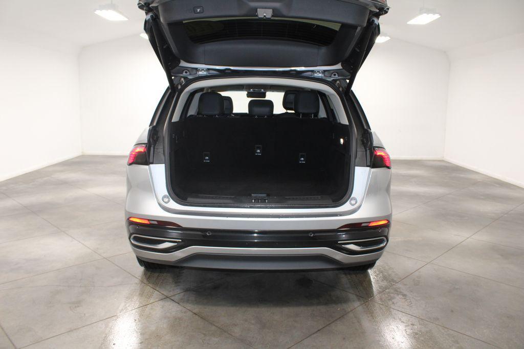 used 2024 Lincoln Nautilus car, priced at $41,000