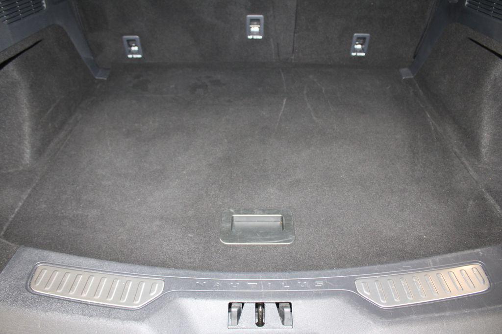 used 2024 Lincoln Nautilus car, priced at $41,000