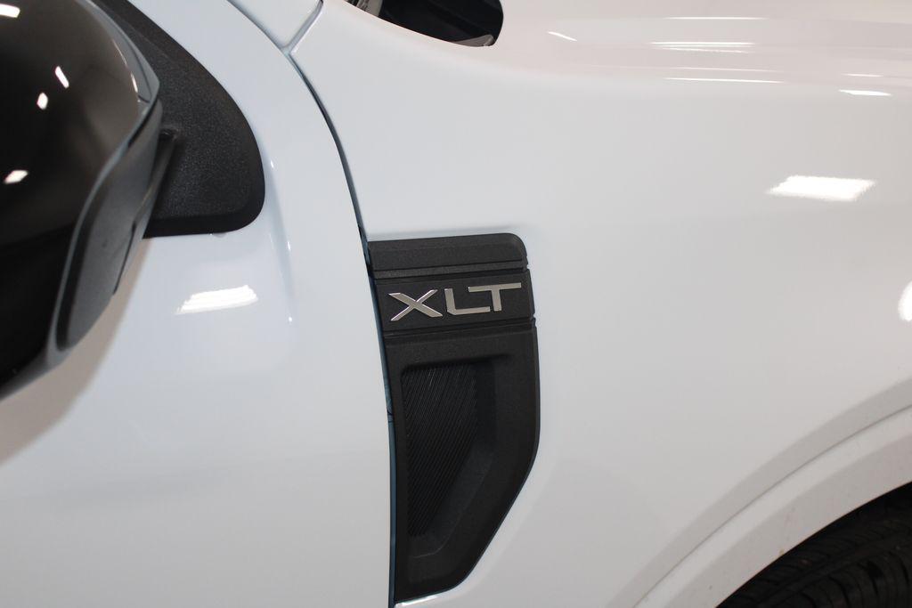 new 2025 Ford Maverick car, priced at $30,978