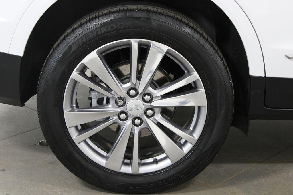 used 2024 Cadillac XT5 car, priced at $27,658