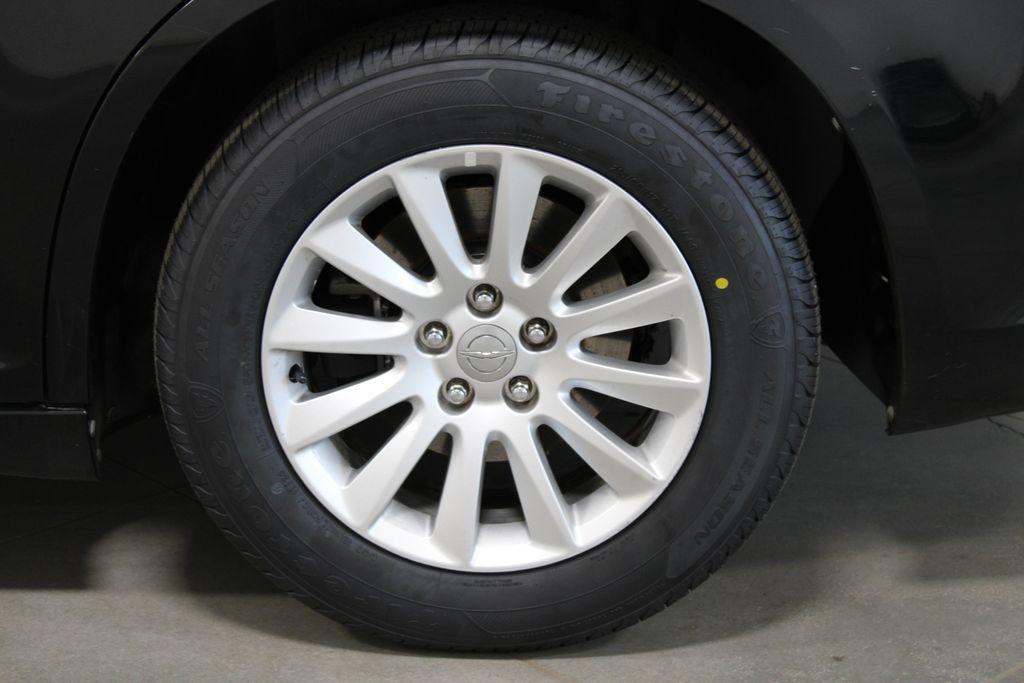 used 2012 Chrysler 300 car, priced at $8,688