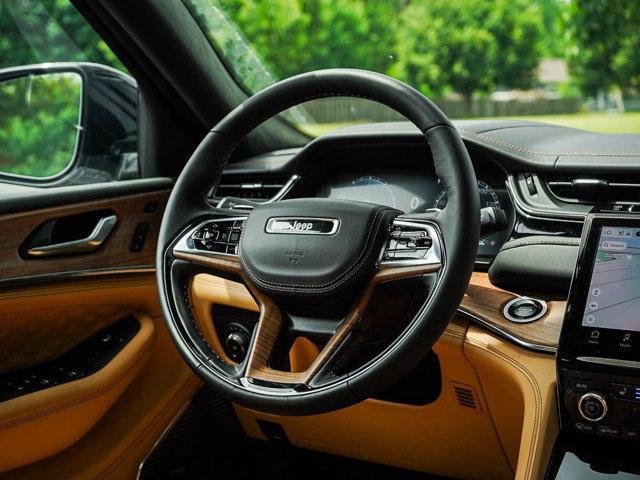 new 2025 Jeep Grand Cherokee car, priced at $66,195