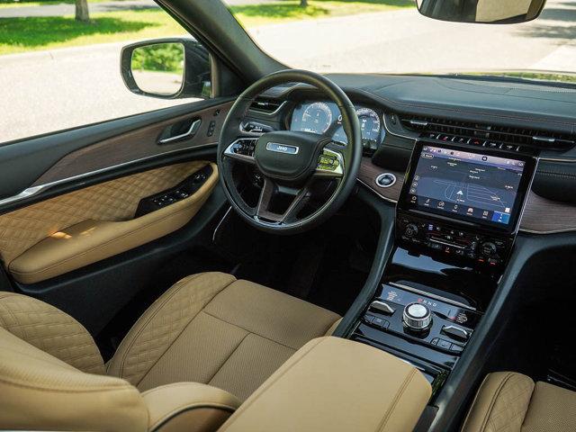 new 2025 Jeep Grand Cherokee car, priced at $60,799