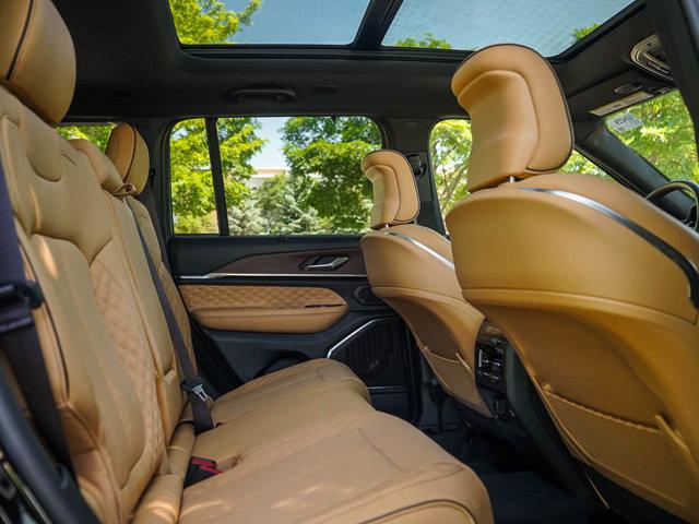 new 2025 Jeep Grand Cherokee car, priced at $60,799