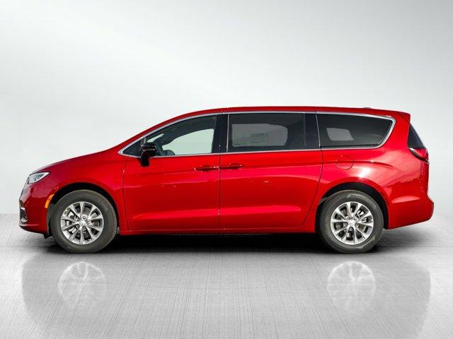 new 2026 Chrysler Pacifica car, priced at $47,295