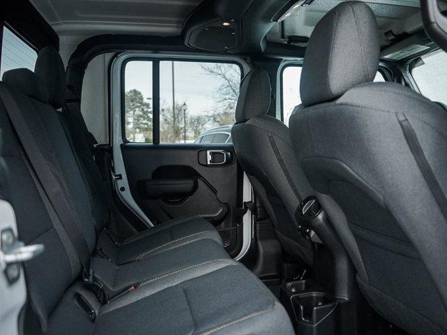 new 2026 Jeep Gladiator car, priced at $47,999