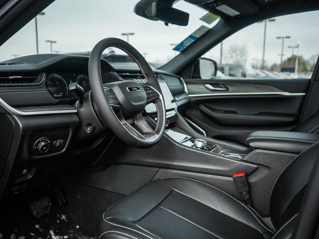 new 2026 Jeep Grand Cherokee car, priced at $47,500