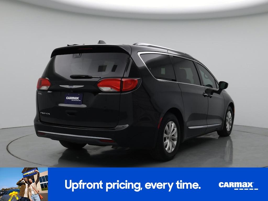 used 2018 Chrysler Pacifica car, priced at $19,998