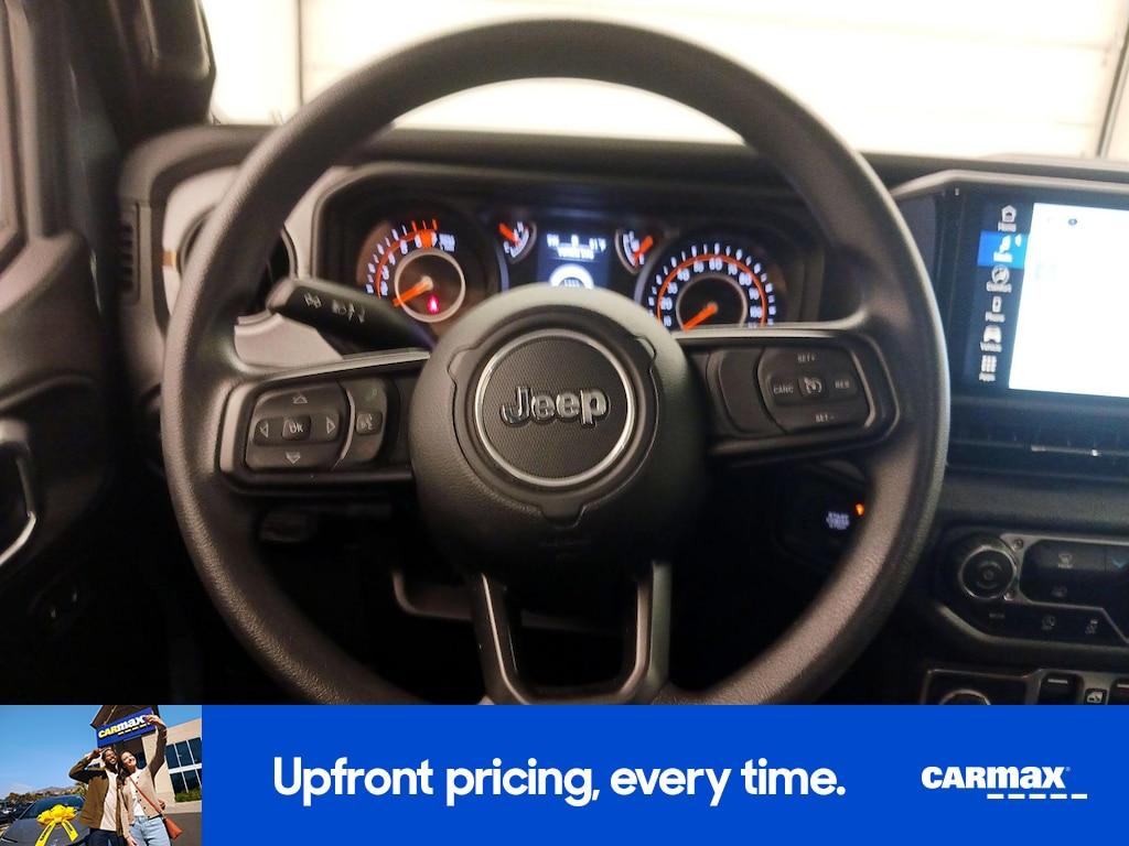 used 2025 Jeep Wrangler car, priced at $35,998