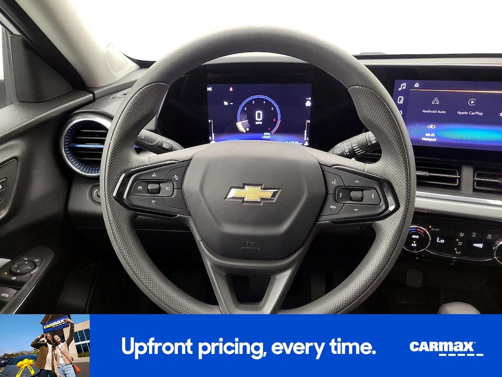 used 2025 Chevrolet Trax car, priced at $21,998
