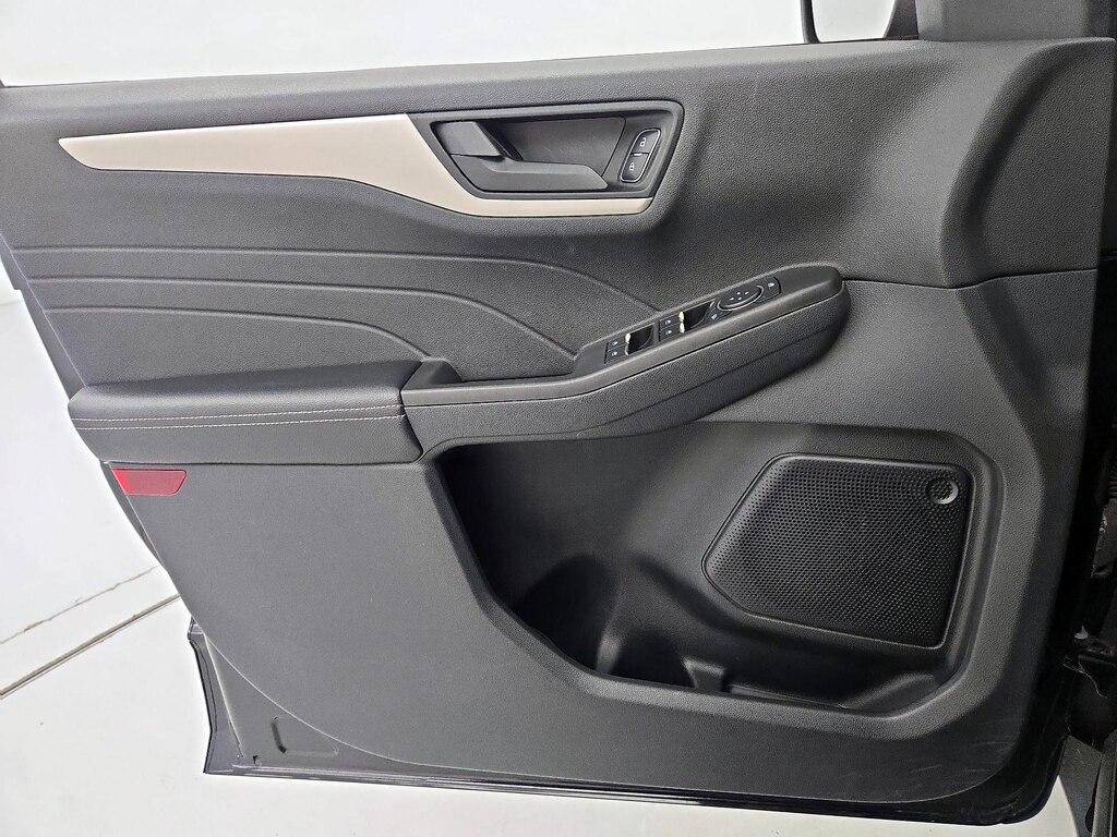 used 2022 Ford Escape car, priced at $19,998