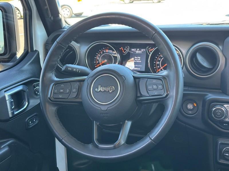 used 2022 Jeep Gladiator car, priced at $27,800