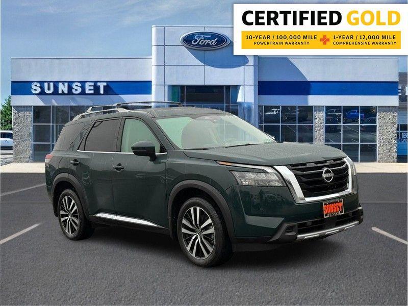 used 2025 Nissan Pathfinder car, priced at $39,800