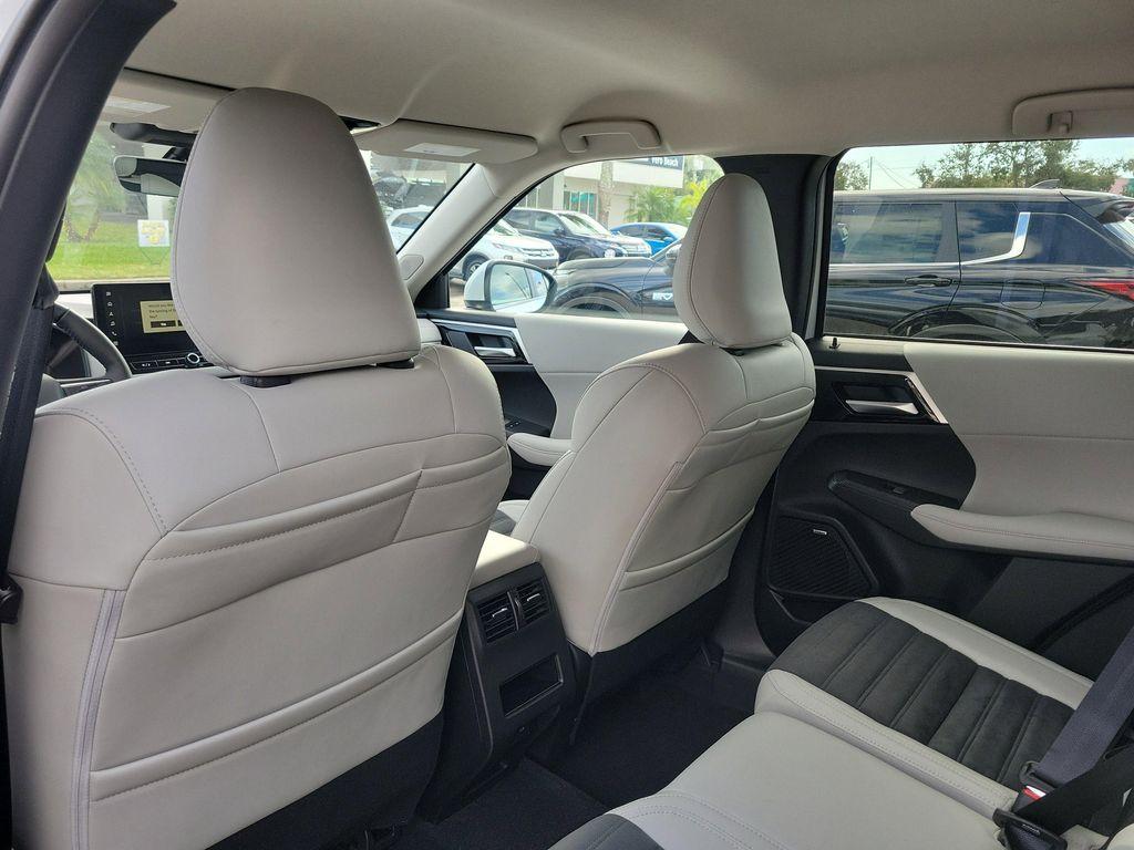 new 2026 Mitsubishi Outlander car, priced at $37,975