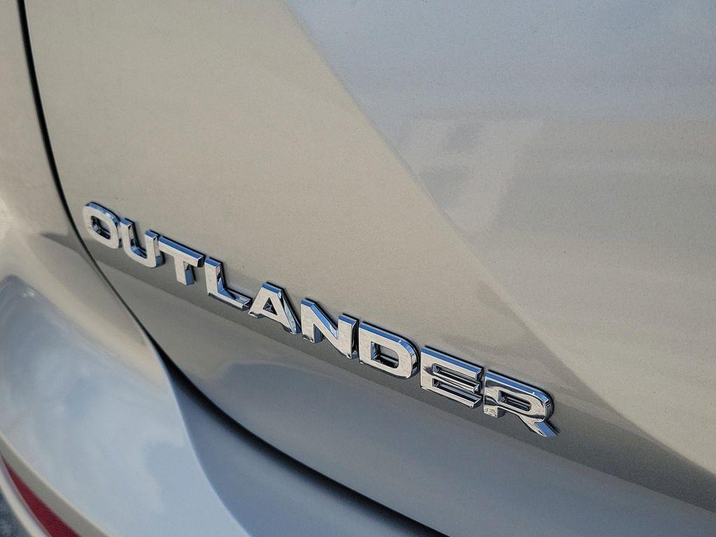 new 2026 Mitsubishi Outlander car, priced at $26,815