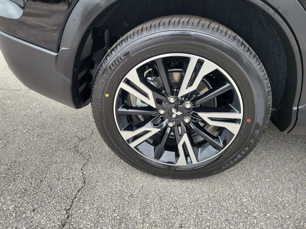 new 2026 Mitsubishi Eclipse Cross car, priced at $28,320