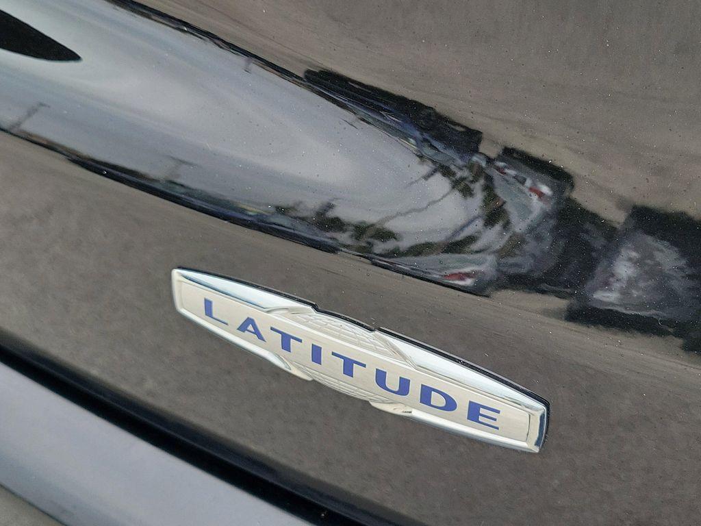 used 2022 Jeep Compass car, priced at $20,488