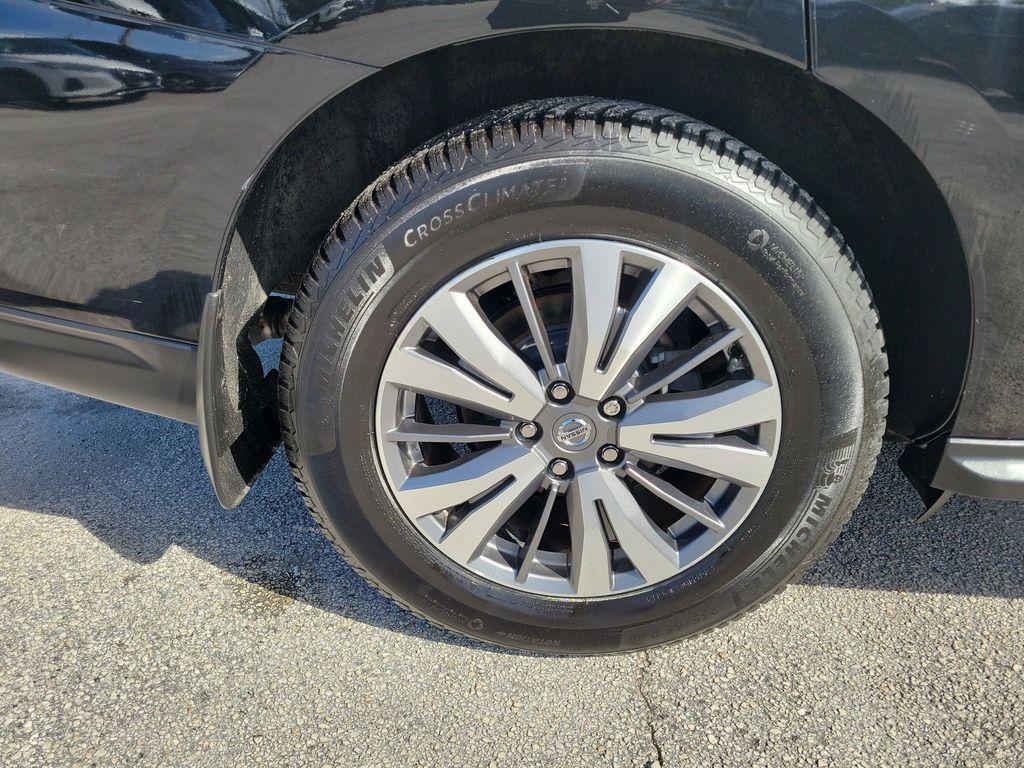 used 2020 Nissan Pathfinder car, priced at $16,695
