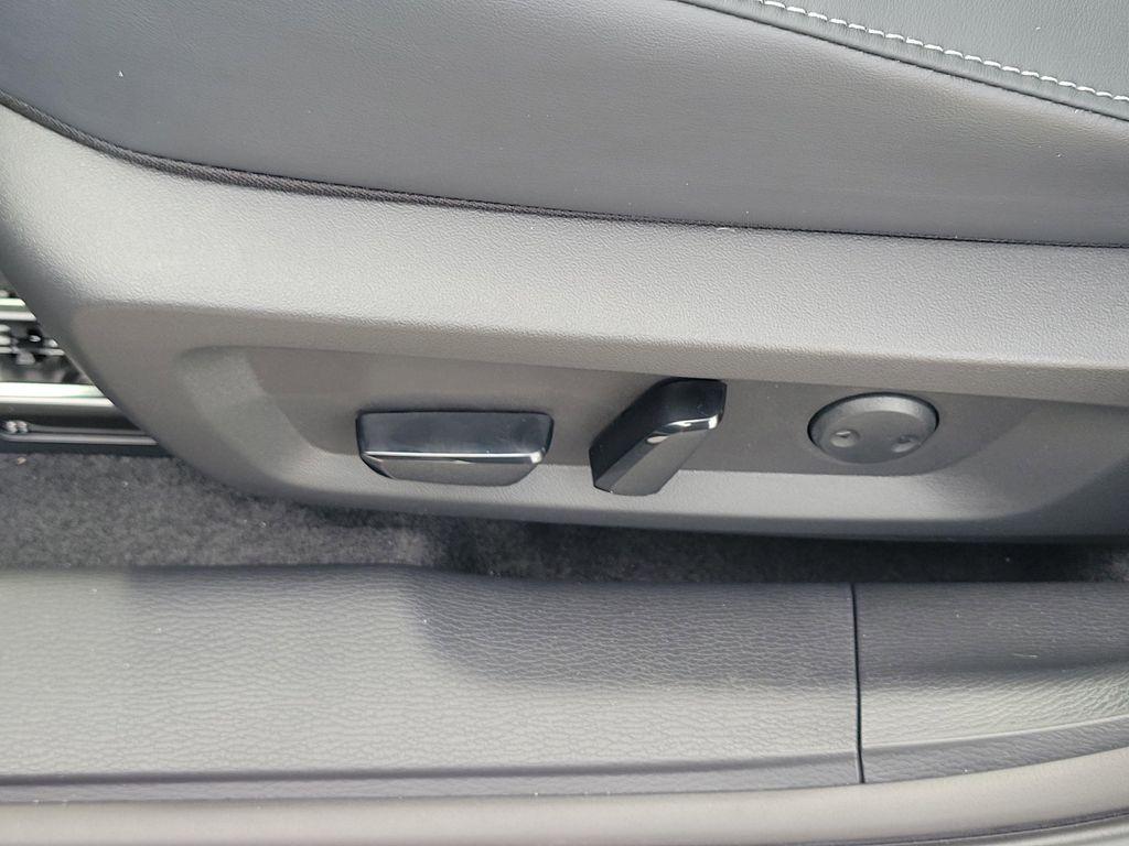 new 2026 Mitsubishi Outlander car, priced at $37,740