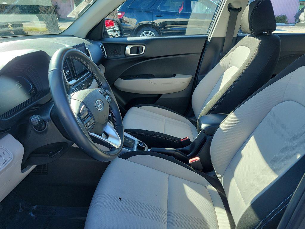 used 2025 Hyundai Venue car, priced at $19,988