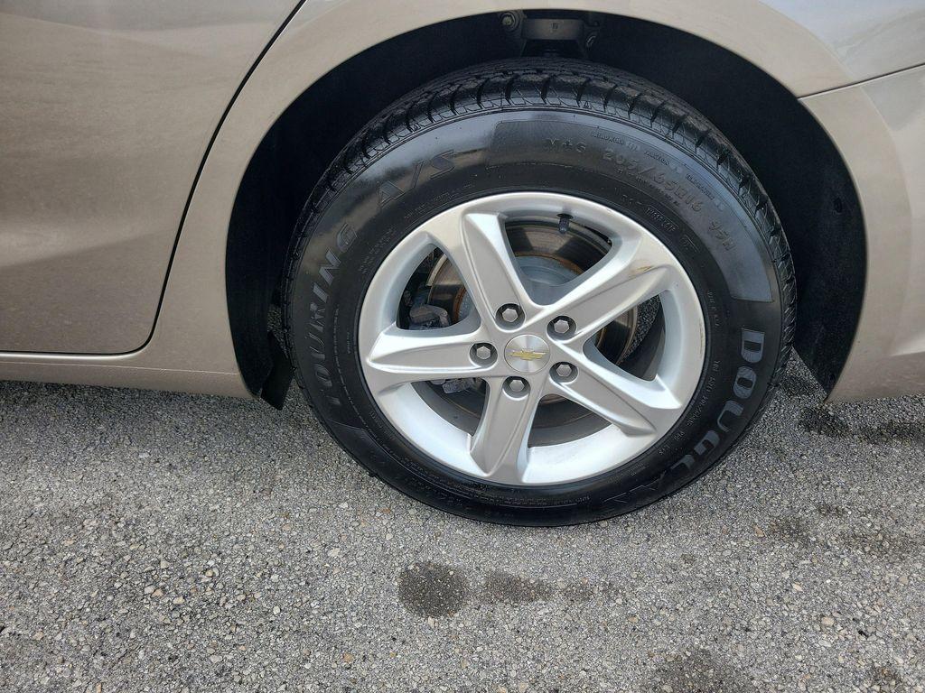 used 2022 Chevrolet Malibu car, priced at $15,934