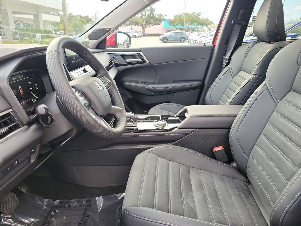 new 2026 Mitsubishi Outlander car, priced at $41,175