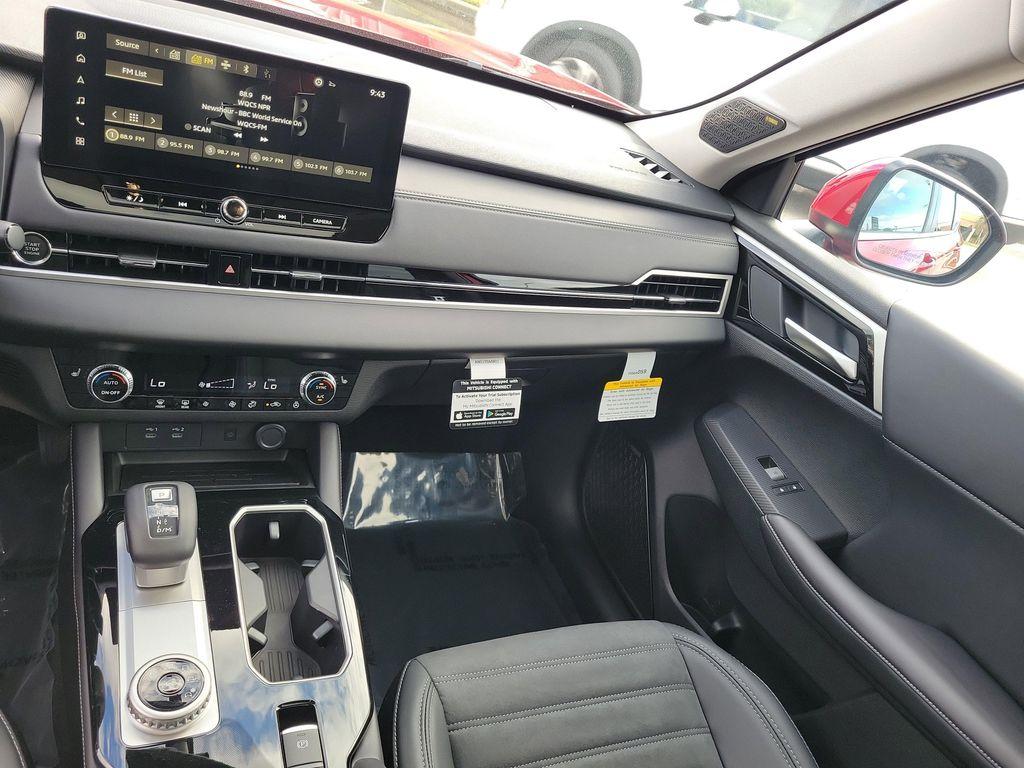 new 2026 Mitsubishi Outlander car, priced at $41,175