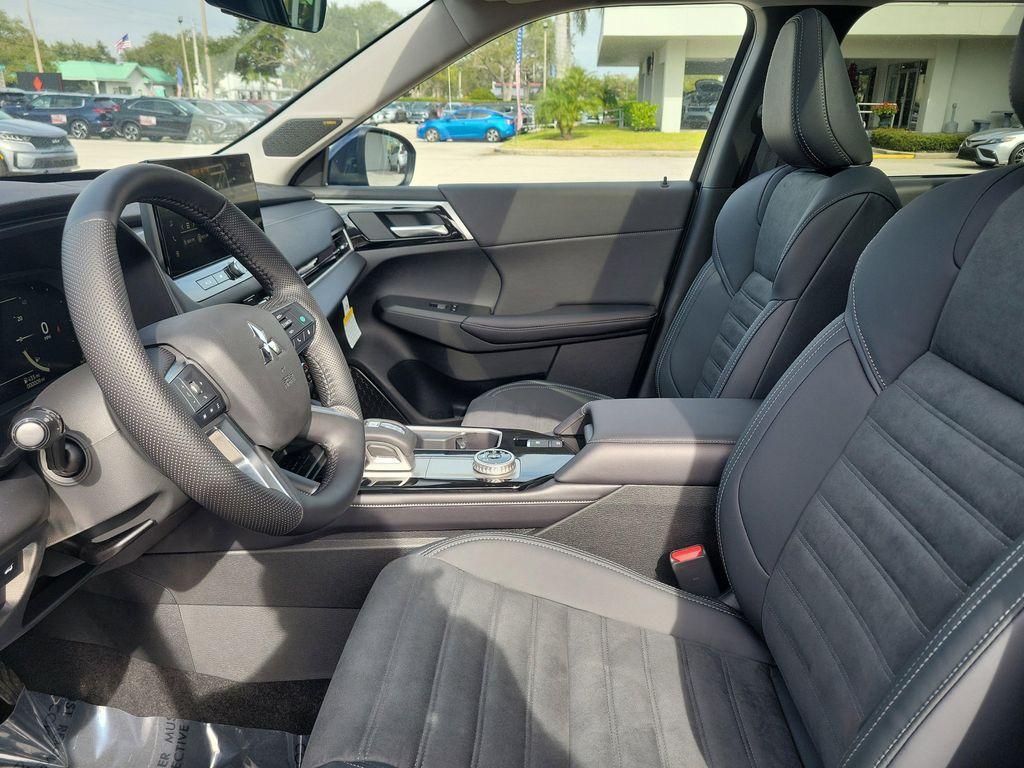 new 2026 Mitsubishi Outlander car, priced at $40,345
