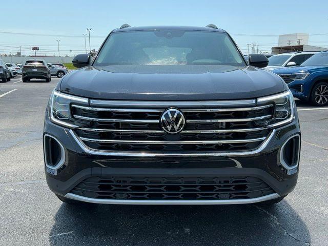 new 2026 Volkswagen Atlas car, priced at $44,907