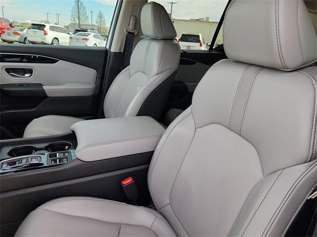 used 2024 Honda Pilot car, priced at $33,902