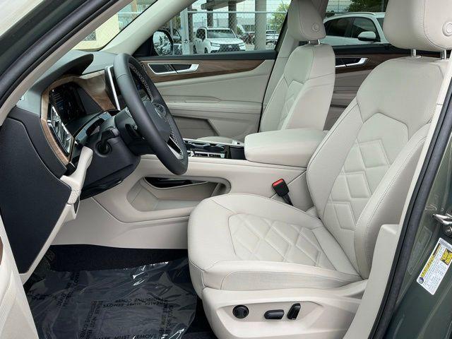 new 2026 Volkswagen Atlas car, priced at $43,582