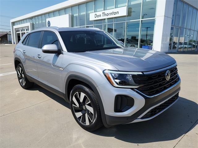 new 2026 Volkswagen Atlas Cross Sport car, priced at $43,354