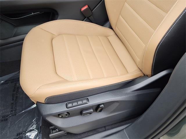 new 2026 Volkswagen Atlas Cross Sport car, priced at $46,286