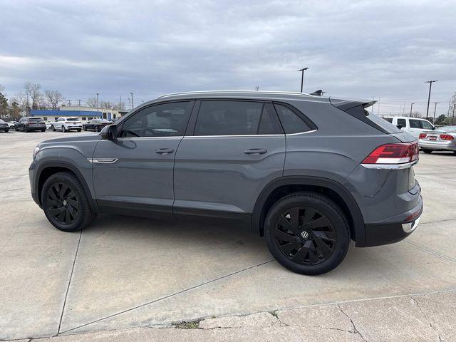 new 2026 Volkswagen Atlas Cross Sport car, priced at $44,843