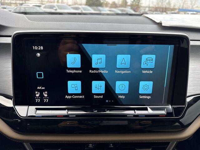 new 2026 Volkswagen Atlas Cross Sport car, priced at $44,843