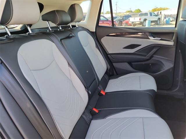 new 2025 Volkswagen Tiguan car, priced at $33,622