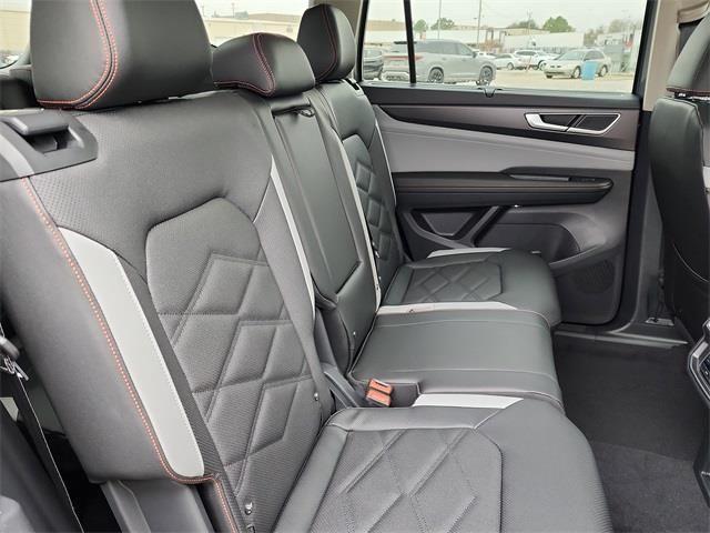 new 2026 Volkswagen Atlas car, priced at $45,862