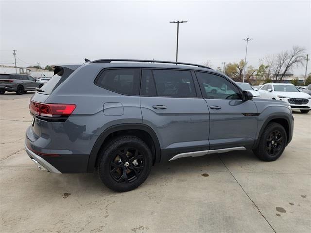 new 2026 Volkswagen Atlas car, priced at $45,862