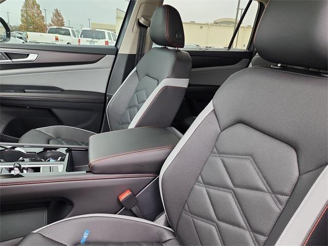 new 2026 Volkswagen Atlas car, priced at $45,862
