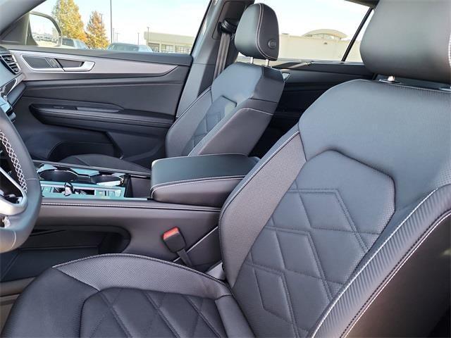 new 2026 Volkswagen Atlas Cross Sport car, priced at $44,052