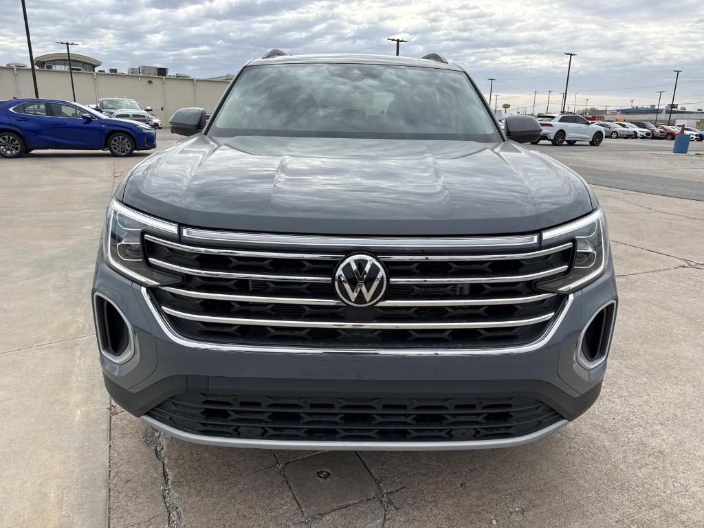 new 2026 Volkswagen Atlas car, priced at $45,622