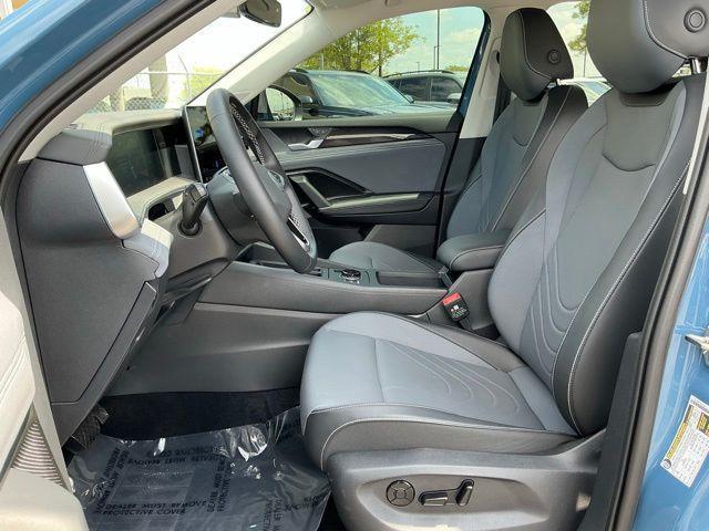 used 2026 Volkswagen Tiguan car, priced at $33,748