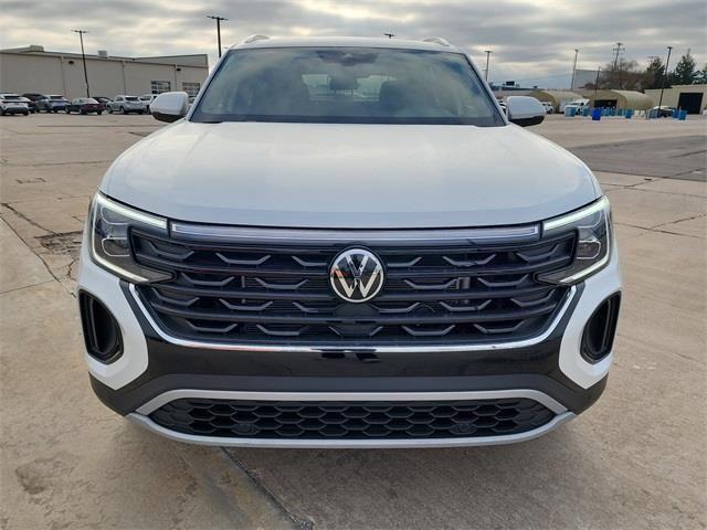 new 2026 Volkswagen Atlas Cross Sport car, priced at $44,052
