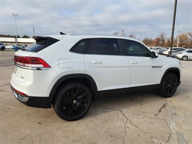 new 2026 Volkswagen Atlas Cross Sport car, priced at $44,052